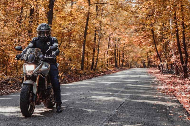 5 Unique Autumn Motorcycle Riding Tips