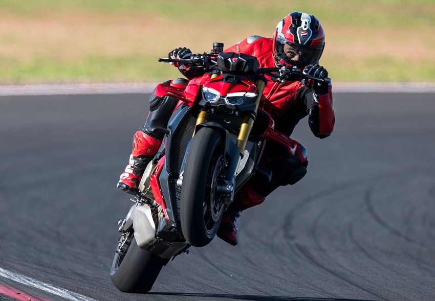 Ducati Streetfighter V4—Naked Motorcycles