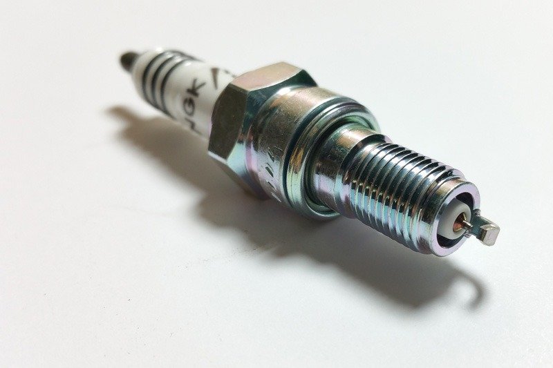 How to Inspect Spark Plugs