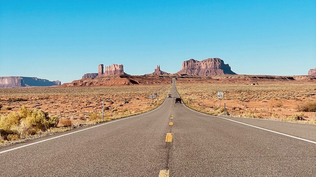 Easy Rider Motorcycle Trip: Exploring Iconic Routes and Classic Choppers 4 New Mexico and Arizona Landscapes