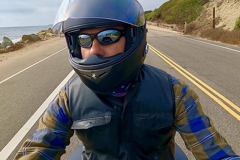 The Full Guide to Bluetooth Motorcycle Helmet