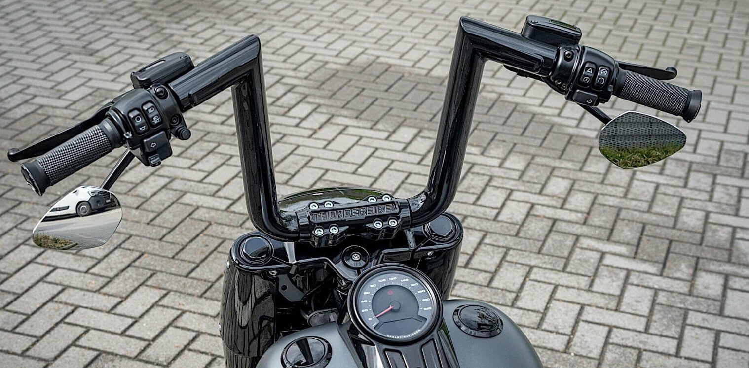 always keep the handlebars straight