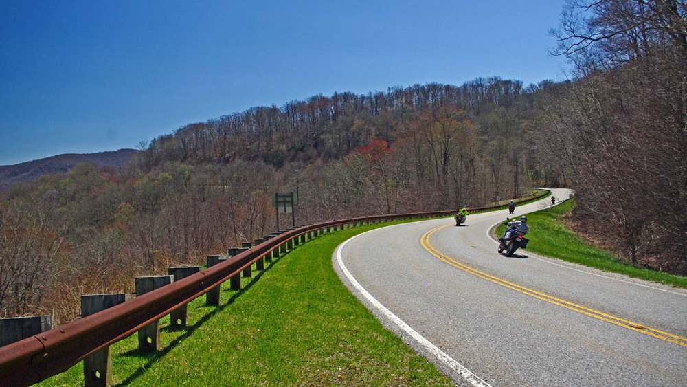 cherohala skyway motorcycle route
