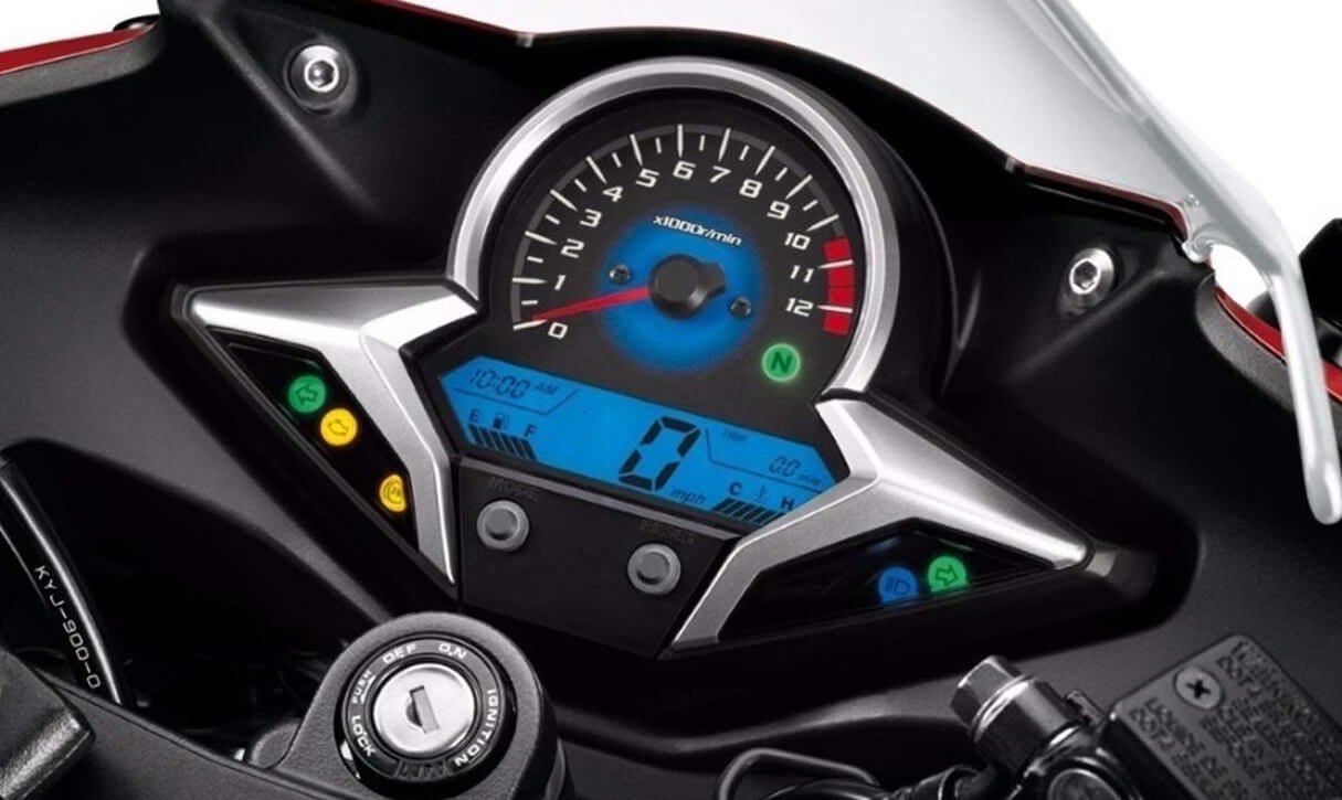 Dashboard / instrument cluster on the motorcycle