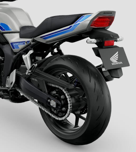 sleek tail cowl on Honda CB1000F