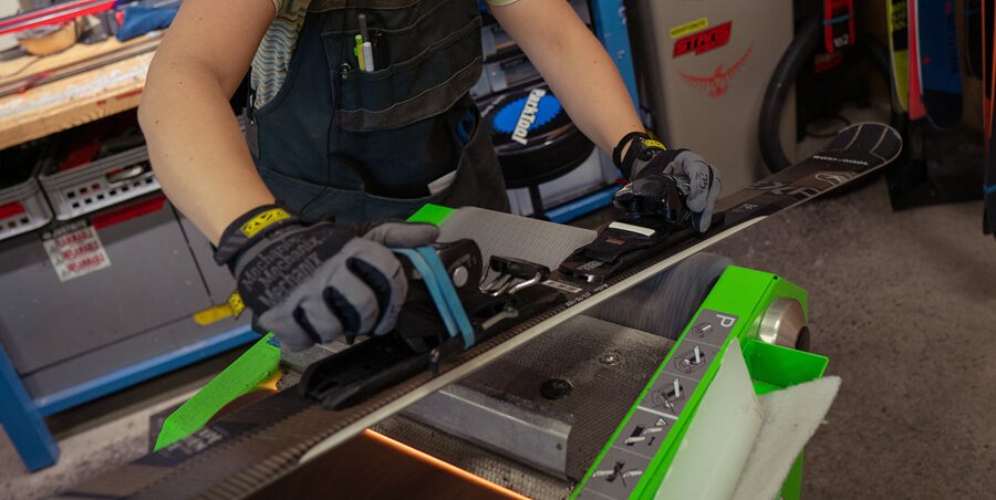 snowboard base check