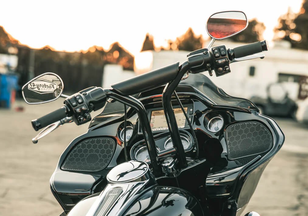 stopping with the handlebars turned