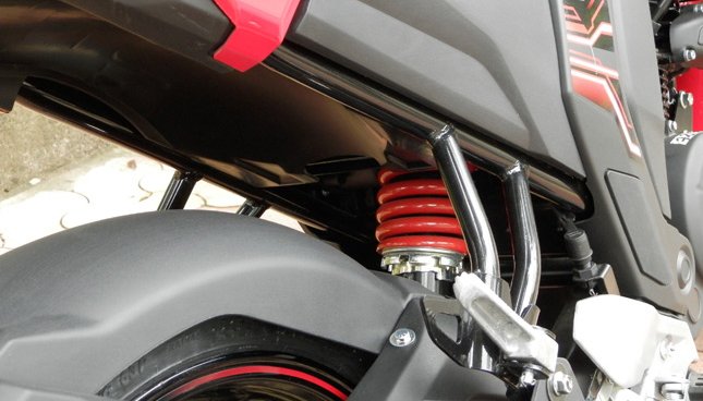 ophanging van de YZF-R3
