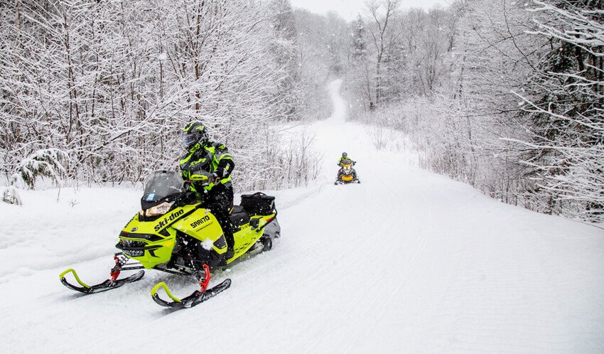 trail snowmobile track riding